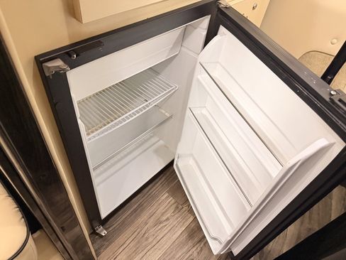 Used 2020 Mercedes-Benz Sprinter 3500 image 26