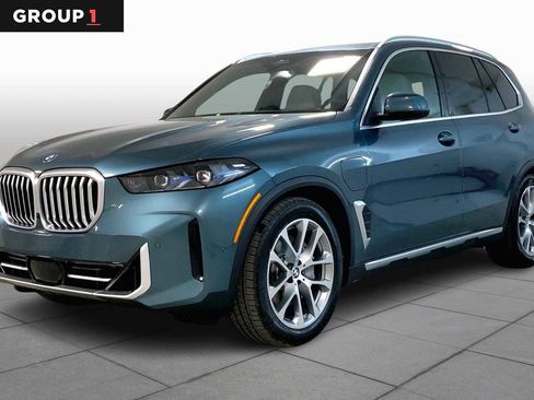 New 2026 BMW X5 xDrive50e w/ Climate Comfort Package image 1