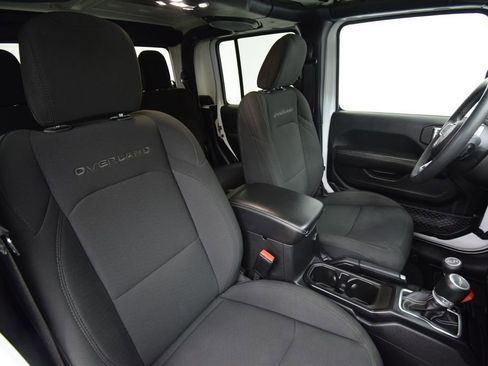 Used 2023 Jeep Gladiator Overland AWD/4WD image 17