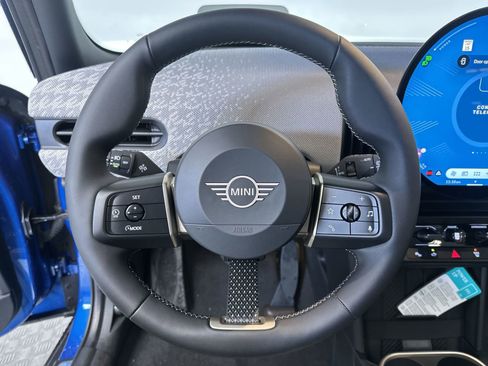 New 2026 MINI Cooper 4-Door Hardtop image 17