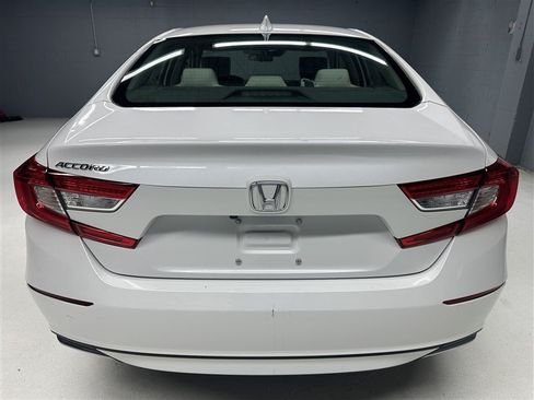 Used 2019 Honda Accord LX image 6