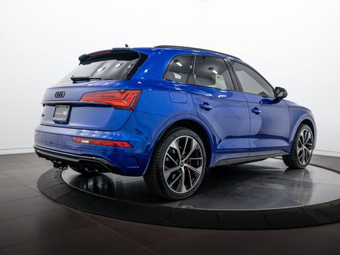 Certified 2023 Audi SQ5 Premium Plus w/ Premium Plus Package AWD/4WD image 4
