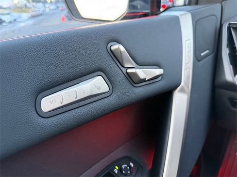 Certified 2025 BMW iX xDrive50 image 31