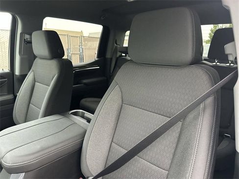 New 2026 GMC Sierra 1500 Elevation image 23