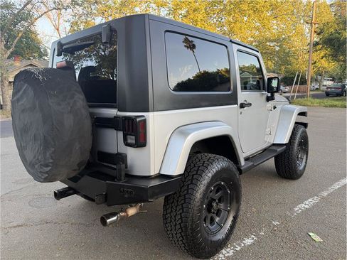 Used 2007 Jeep Wrangler Sahara w/ Dual Top Group image 5