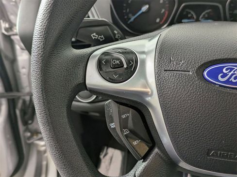 Used 2016 Ford Escape SE image 18