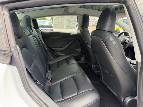 Used 2023 Tesla Model 3 Standard Range RWD image 15