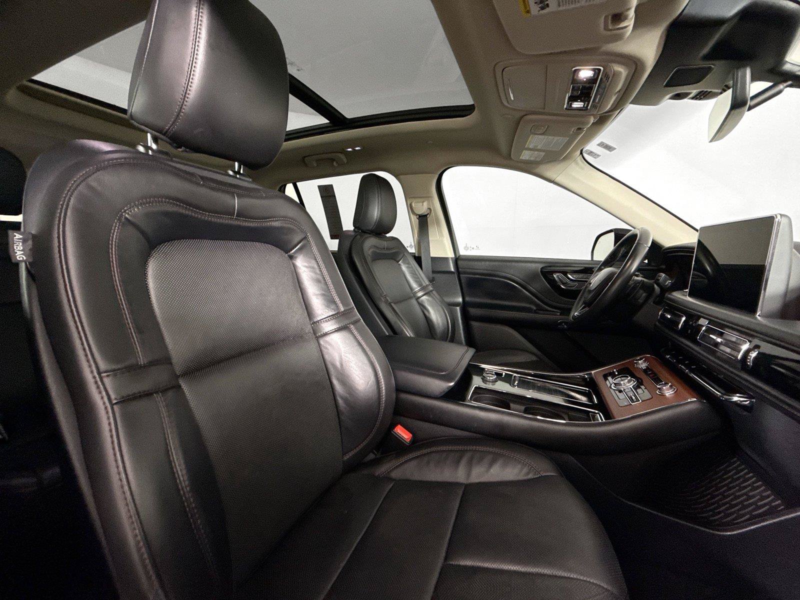 Used 2022 Lincoln Aviator Reserve AWD/4WD image 44