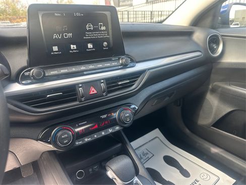 Used 2019 Kia Forte LXS image 23