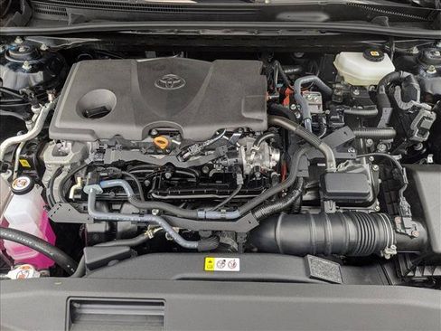 Used 2025 Toyota Camry LE FWD image 25