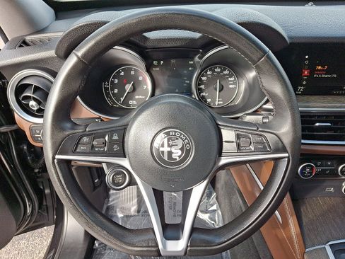 Used 2018 Alfa Romeo Stelvio Ti image 20