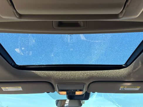 Used 2018 Honda Odyssey Touring image 6