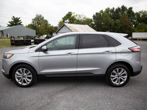 Used 2024 Ford Edge Titanium image 6
