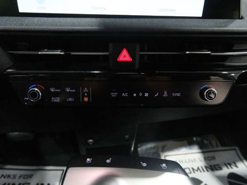 Used 2022 Kia EV6 Wind image 29
