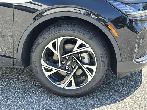 New 2026 Lincoln Nautilus Premier AWD/4WD image 6