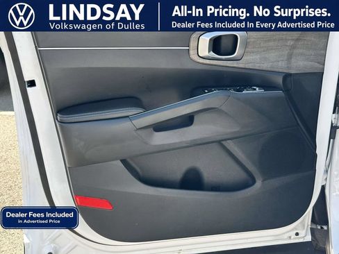 Used 2023 Kia Sorento S w/ Panoramic Sunroof Package AWD/4WD image 9