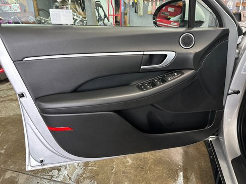 Used 2025 Hyundai Sonata SEL FWD image 14