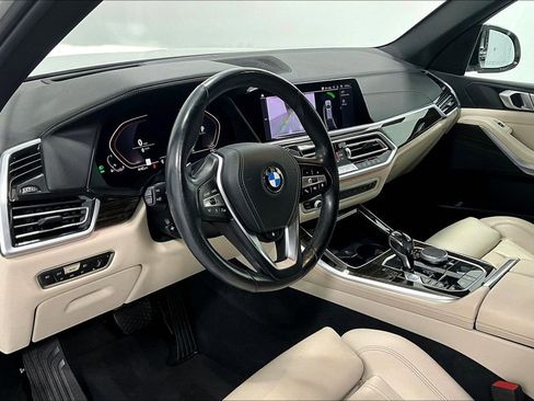 Used 2020 BMW X5 xDrive40i w/ Premium Package image 16