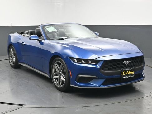 Used 2024 Ford Mustang Premium image 3