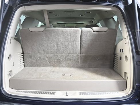 Used 2017 GMC Yukon Denali image 17