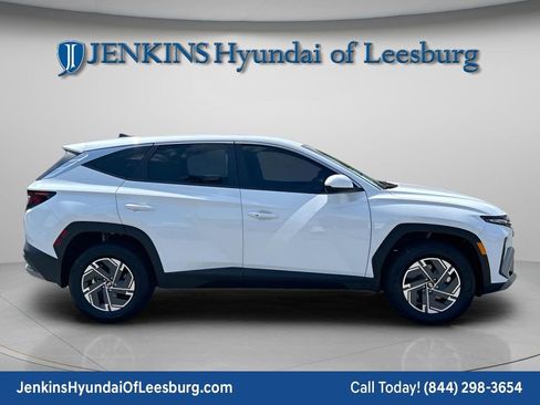 New 2026 Hyundai Tucson Blue SE AWD/4WD image 3
