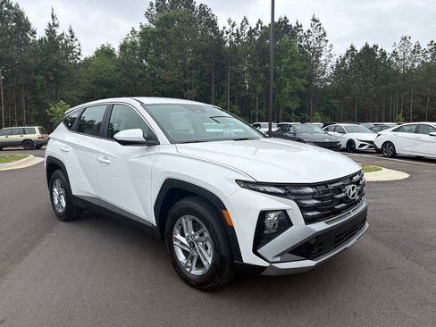 New 2026 Hyundai Tucson SE FWD image 4