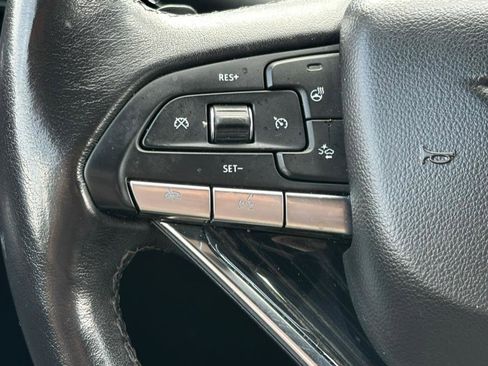 Used 2022 Cadillac XT6 Premium Luxury AWD/4WD image 30