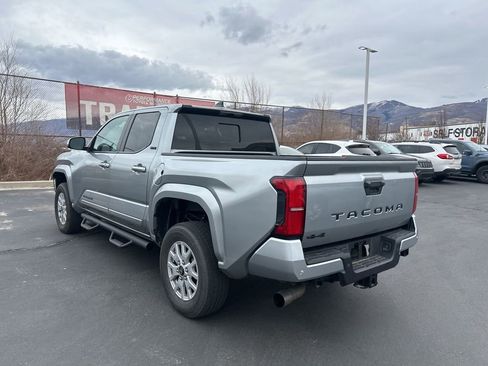 Used 2024 Toyota Tacoma SR5 w/ SR5 Upgrade Package image 5