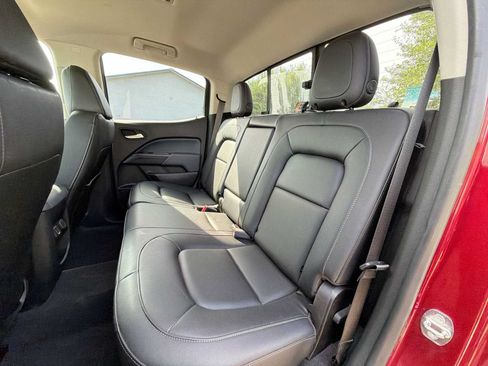 Used 2020 Chevrolet Colorado Z71 AWD/4WD image 16