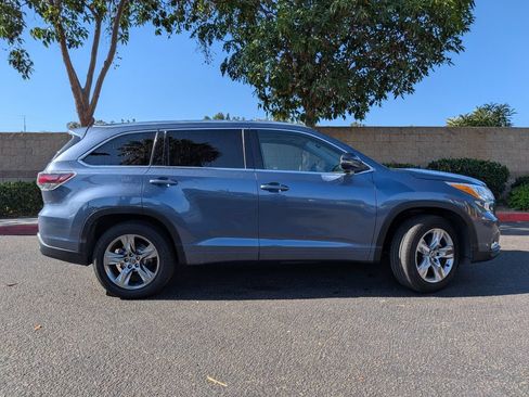 Used 2016 Toyota Highlander Limited FWD image 9