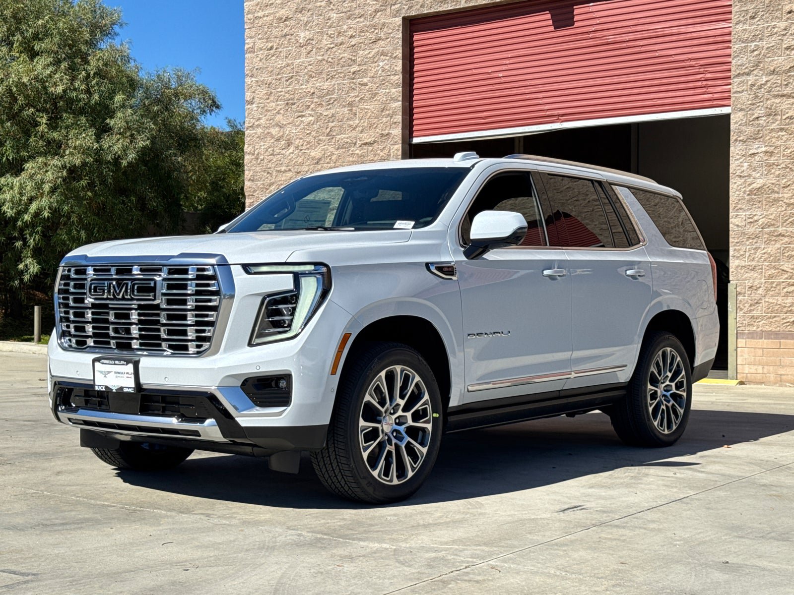New 2027 GMC Yukon Denali w/ Denali Reserve Package AWD/4WD image 4