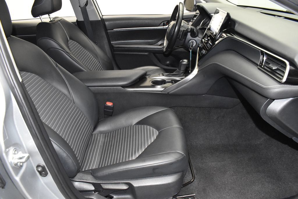 Used 2023 Toyota Camry SE FWD image 20