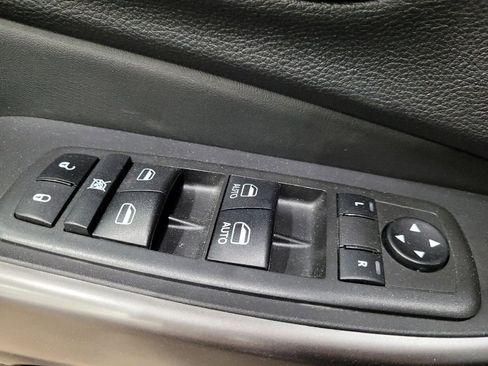 Used 2021 Jeep Cherokee Limited AWD/4WD image 27