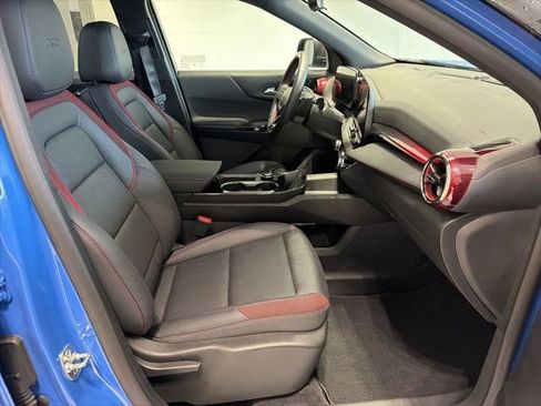 Used 2025 Chevrolet Equinox RS w/ Safety and Technology Package image 12