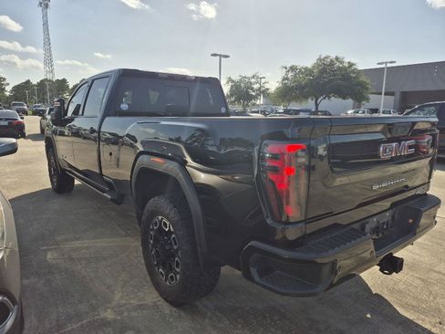 Used 2024 GMC Sierra 3500 AT4 w/ AT4 Premium Plus Package AWD/4WD image 12