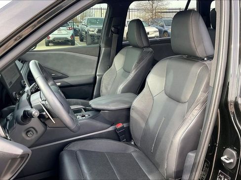 Used 2025 Lexus TX 350 AWD w/ Technology Package image 31