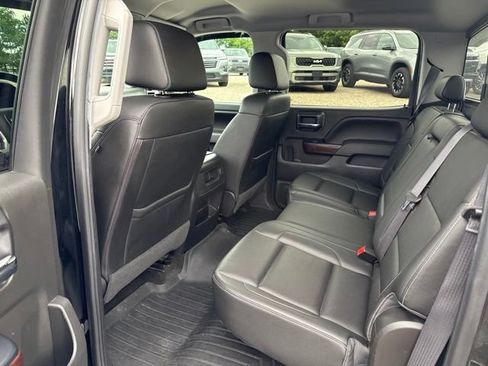 Used 2017 GMC Sierra 1500 SLT w/ SLT Preferred Package AWD/4WD image 14