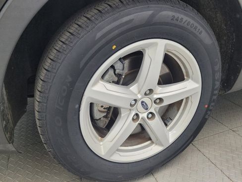 Used 2019 Ford Explorer XLT w/ Class II Trailer Tow Package FWD image 31
