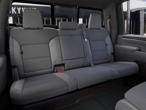 New 2026 GMC Sierra 2500 SLE image 17