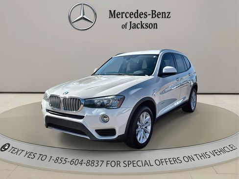 Used 2017 BMW X3 sDrive28i RWD image 4