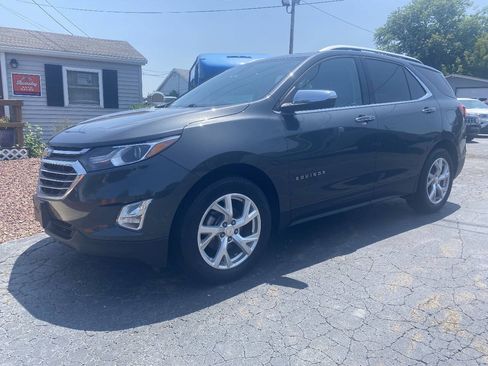 Used 2018 Chevrolet Equinox Premier AWD/4WD image 2