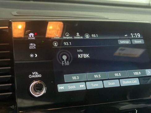 Used 2025 Honda Passport Black Edition image 19