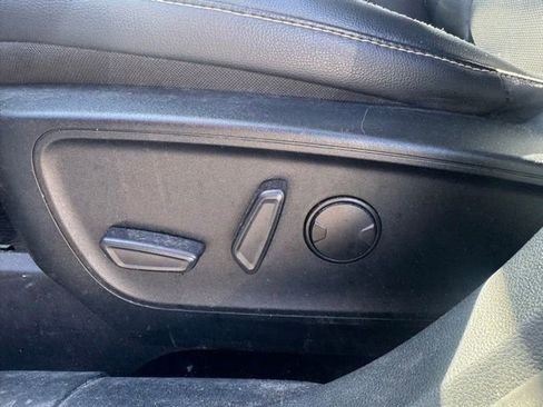 Used 2020 Ford Escape SEL FWD image 24