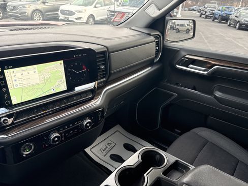 Used 2023 GMC Sierra 1500 Elevation image 23