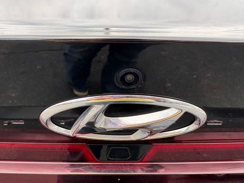Used 2022 Hyundai Elantra SEL FWD image 8