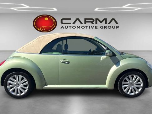 Used 2009 Volkswagen Beetle S image 6