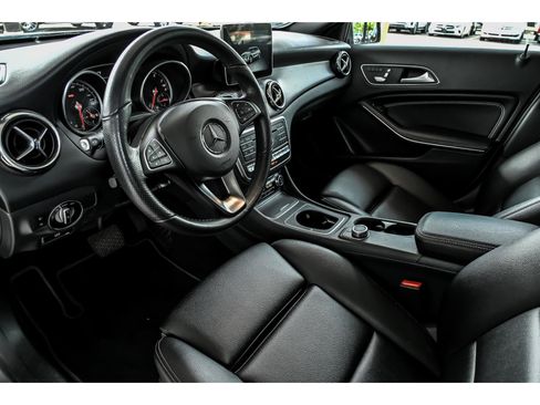 Used 2019 Mercedes-Benz GLA 250 4MATIC image 10