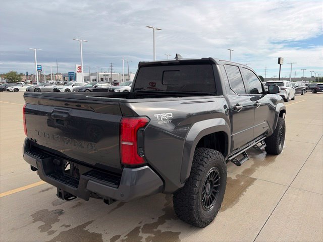 Used 2024 Toyota Tacoma TRD Sport w/ TRD Sport Upgrade Package AWD/4WD image 7