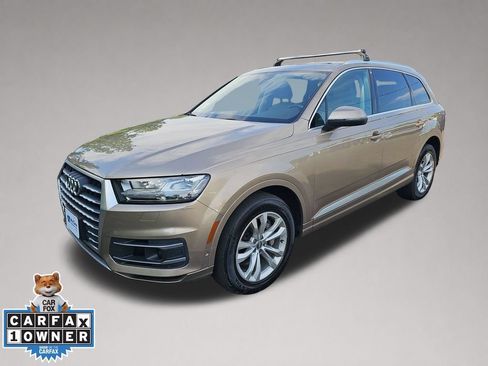 Used 2019 Audi Q7 3.0T Premium Plus w/ Premium Plus Package AWD/4WD image 8