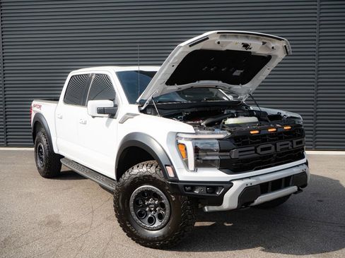 Used 2025 Ford F150 Raptor image 35